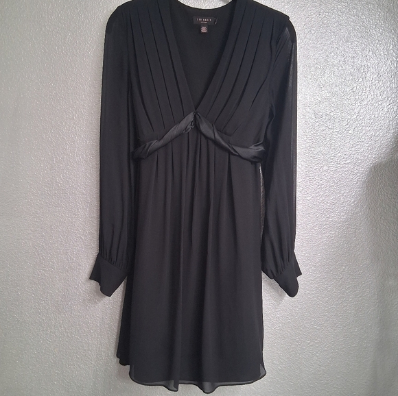 Ted Baker London Dresses & Skirts - Ted Baker Cocktail/Formal Dress  Size 0